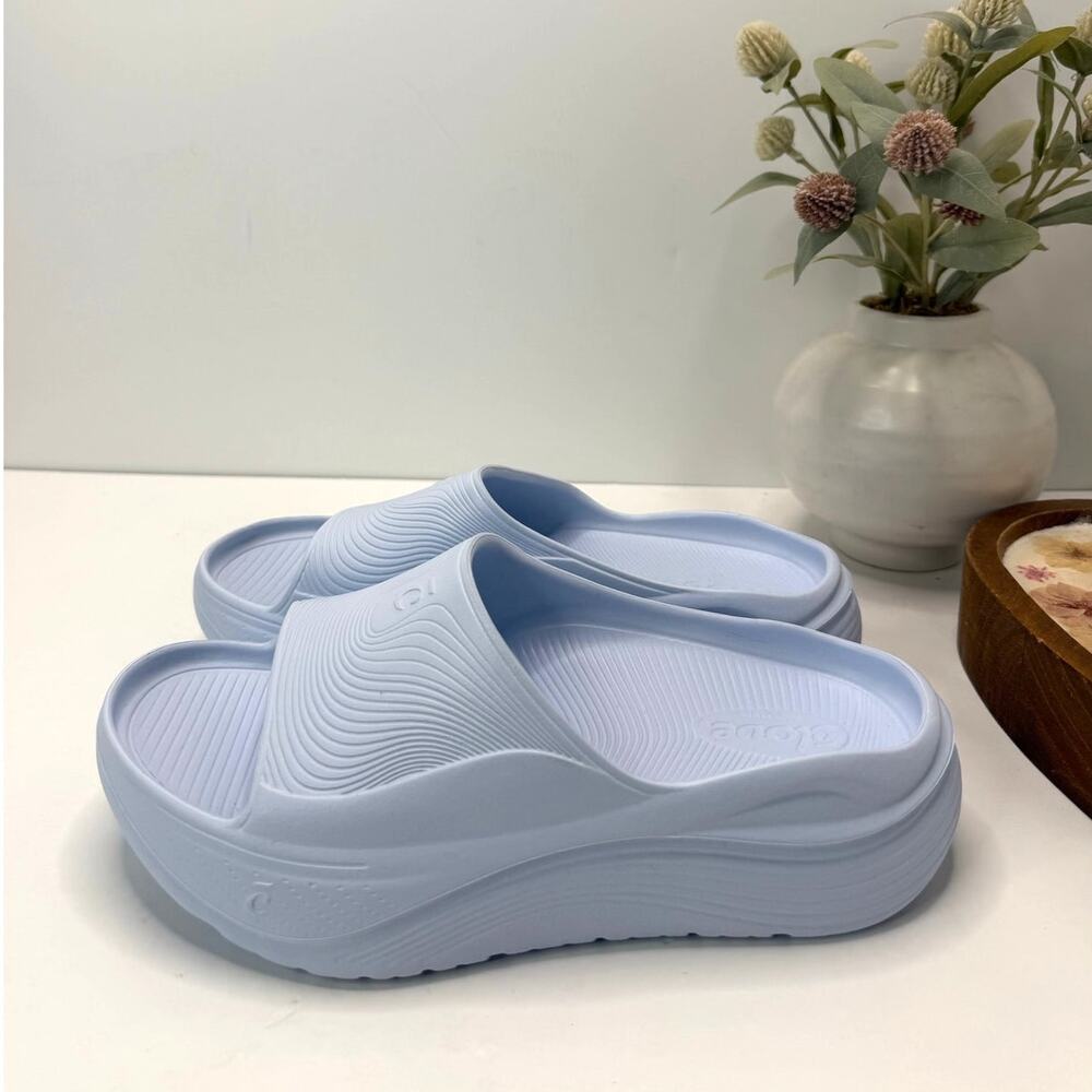 Clove Supercush Recovery Slide Comfort Lightweight Cloud Blue Women 8/Men 7 NWOB
